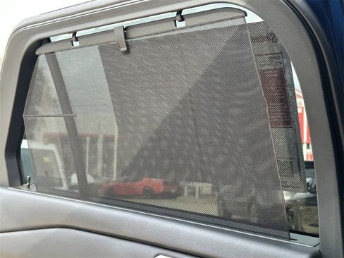 Used 2022 Ford Explorer ST image 25