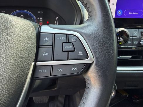 Used 2024 Toyota Grand Highlander FWD image 24