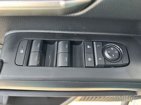 Used 2025 Toyota Tacoma Trailhunter w/ Tow Tech Package image 31