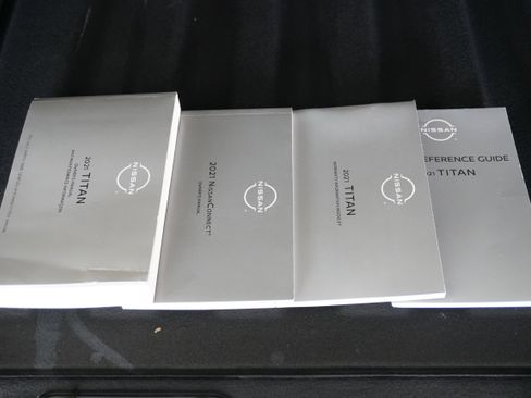 Used 2021 Nissan Titan SV w/ SV Convenience Package image 26