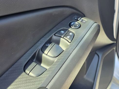 Used 2024 Nissan Altima 2.5 SV image 15