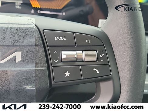 New 2026 Kia K4 LX image 23