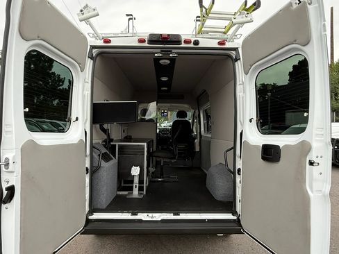 Used 2021 RAM ProMaster 1500 w/ Convenience Group FWD image 14