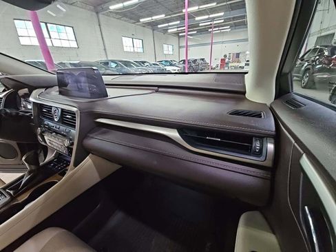 Used 2020 Lexus RX 450h AWD w/ Premium Package image 38