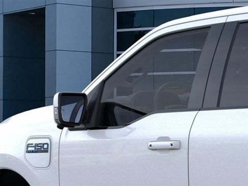 New 2025 Ford F150 Lightning Lariat image 42