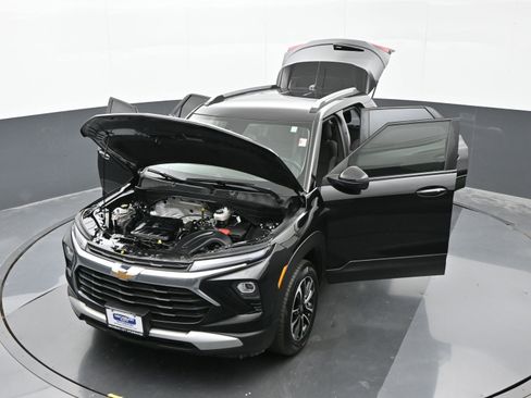Used 2024 Chevrolet TrailBlazer LT w/ LT Cold Weather Package image 46