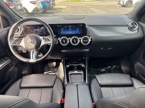 Used 2024 Mercedes-Benz GLA 250 4MATIC image 13
