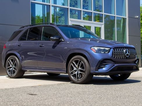 Used 2025 Mercedes-Benz GLE 53 AMG 4MATIC image 3