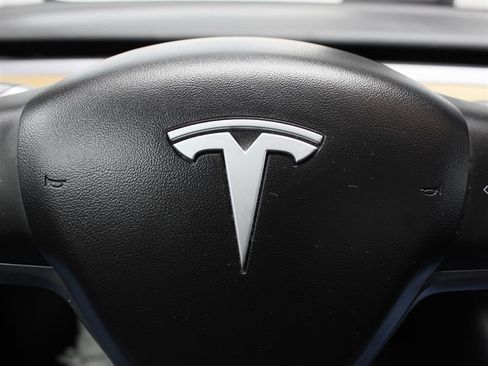 Used 2019 Tesla Model 3 Long Range image 12