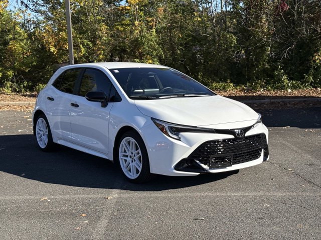 Used 2026 Toyota Corolla SE FWD image 1