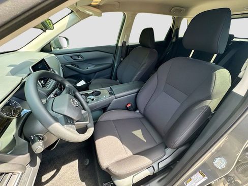 New 2026 Nissan Rogue S image 20