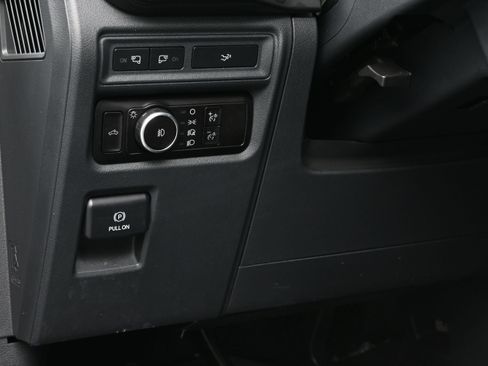 Used 2023 Ford F150 XLT AWD/4WD image 23