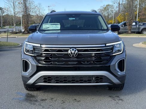 New 2026 Volkswagen Atlas Peak Edition AWD/4WD image 8