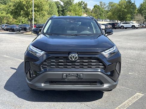 Used 2025 Toyota RAV4 XLE FWD image 2