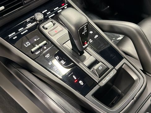 Certified 2023 Porsche Cayenne Turbo GT AWD/4WD image 28