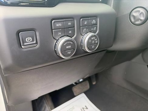Used 2026 GMC Sierra 1500 AT4 w/ AT4 Premium Package AWD/4WD image 8