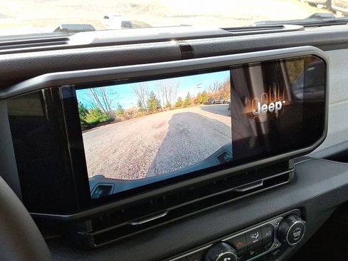 New 2026 Jeep Gladiator Sport image 11