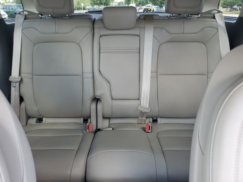 Certified 2022 Lincoln Corsair AWD w/ Premium Package image 19
