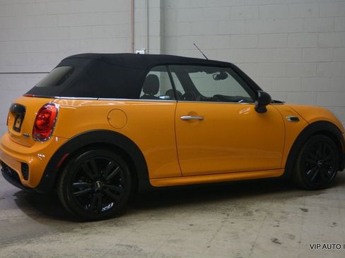 Used 2017 MINI Cooper Convertible FWD image 6