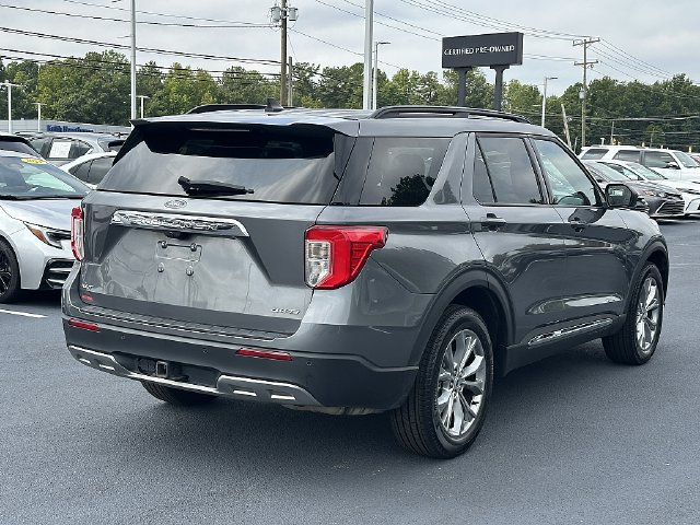 Used 2023 Ford Explorer XLT w/ Equipment Group 202A AWD/4WD image 8