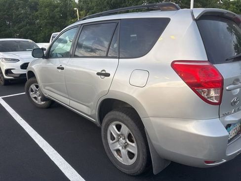 Used 2008 Toyota RAV4 2WD w/ 3rd Row image 7