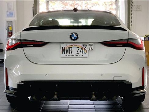 Used 2024 BMW M4 Competition w/ Executive Package image 4