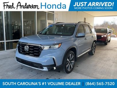 Certified 2025 Honda Pilot Touring
