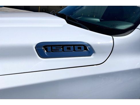 Used 2019 RAM 1500 Big Horn AWD/4WD image 40