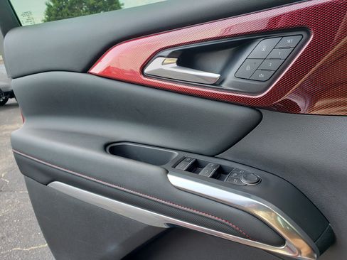 Used 2024 Chevrolet Traverse RS w/ LPO, Floor Liner Package FWD image 15