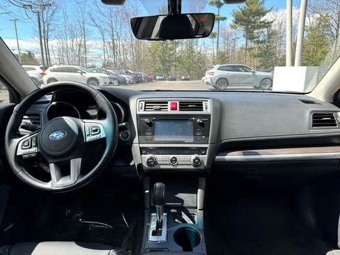 Used 2017 Subaru Legacy 2.5i Limited image 13