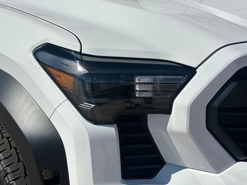 New 2026 Toyota Tacoma TRD Off-Road w/ TRD Off Road Upgrade Package AWD/4WD image 30