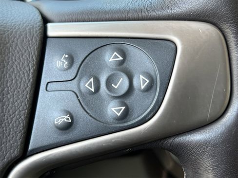 Used 2020 GMC Yukon Denali w/ Denali Premium Package image 22