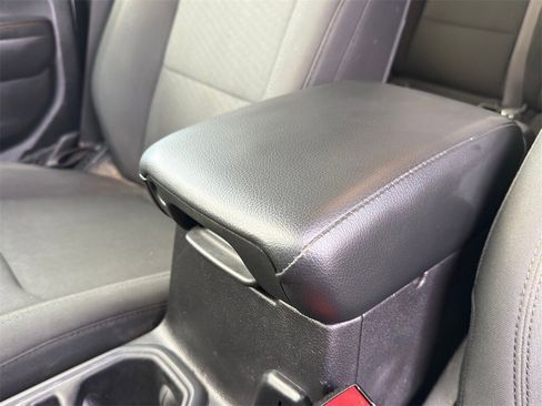 Used 2021 Jeep Gladiator Sport image 18