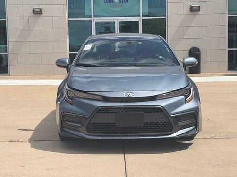Used 2022 Toyota Corolla SE w/ Carpet Mat Package (TMS) FWD image 3