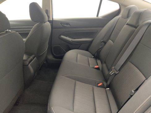 Used 2025 Nissan Altima 2.5 SV FWD image 18