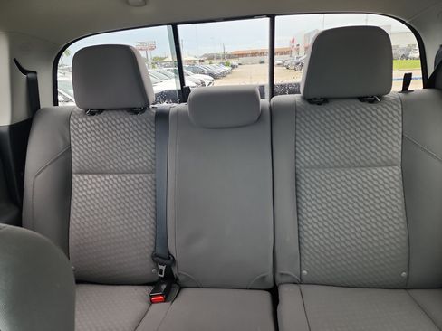 Used 2022 Toyota Tacoma SR5 RWD image 22