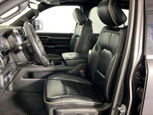 Used 2019 RAM 1500 Limited RWD image 34