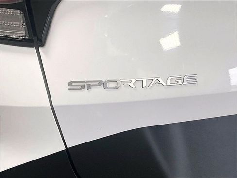 Used 2023 Kia Sportage X-Pro AWD/4WD image 29