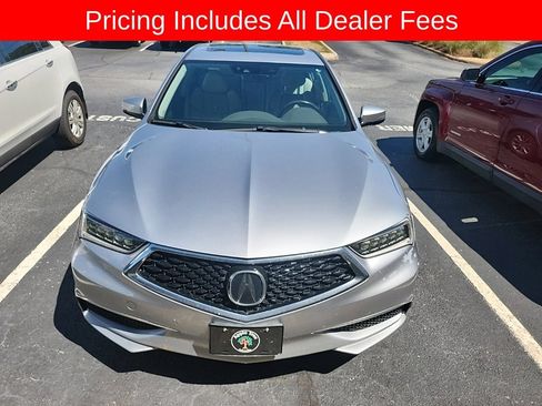 Used 2018 Acura TLX w/ Technology Package FWD image 4