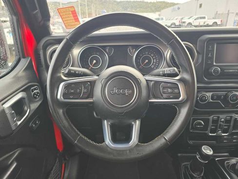 Used 2020 Jeep Gladiator Sport w/ Trailer Tow Package image 11