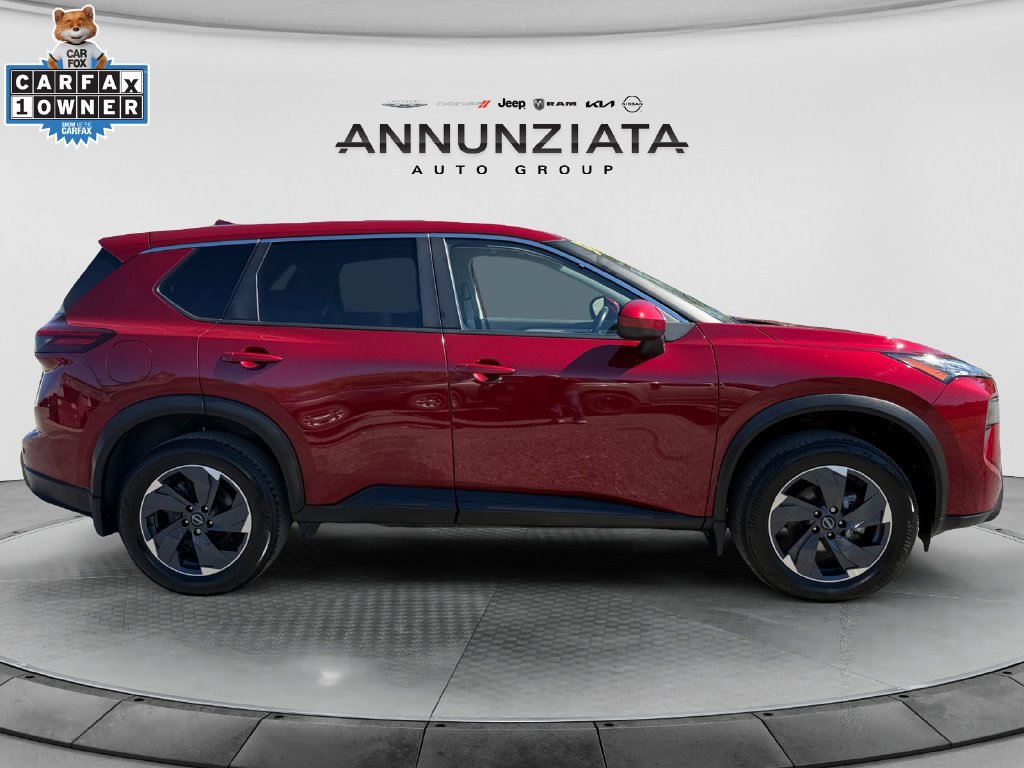 Certified 2025 Nissan Rogue SV AWD/4WD image 6
