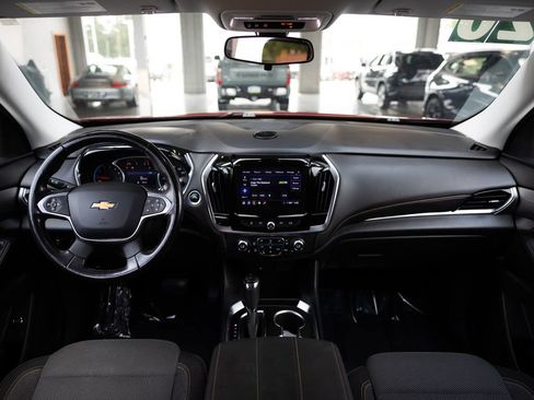 Used 2020 Chevrolet Traverse LT FWD image 22