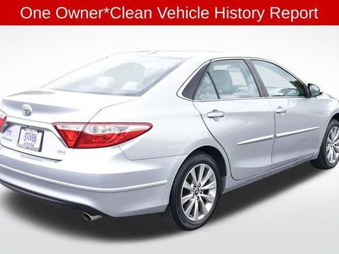 Used 2017 Toyota Camry XLE FWD image 4