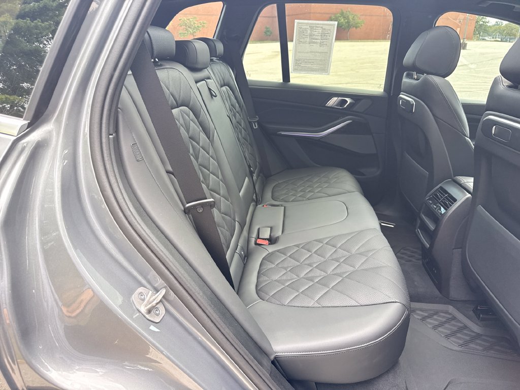 Certified 2026 BMW X5 xDrive40i w/ Premium Package AWD/4WD image 29