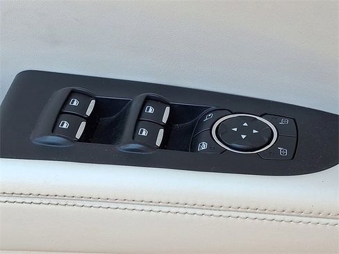 Used 2019 Lincoln Nautilus Black Label image 19