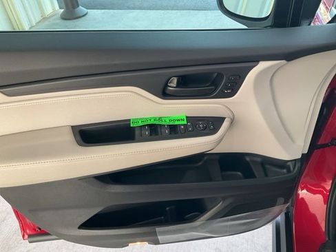 New 2026 Honda Odyssey EX-L image 5