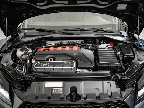 Used 2018 Audi TT RS w/ Technology Package image 40