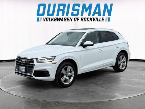 Used 2018 Audi Q5 2.0T Premium Plus w/ Premium Plus Package AWD/4WD image 2