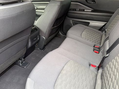 Used 2024 Nissan Pathfinder SV AWD/4WD image 14