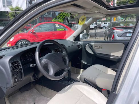 Used 1995 INFINITI G20 FWD image 15